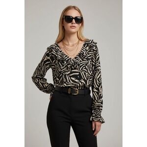 NEW‎ Reitman's Signature Large Zebra Print Ruffle V Neck Long Sleeve Blouse